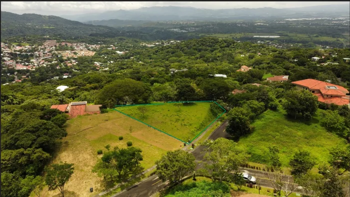 Santa Ana | Lote Premium en Hacienda Los Bambúes en Brasil, Santa Ana, San José — $273,500 - Foto 3 de 24