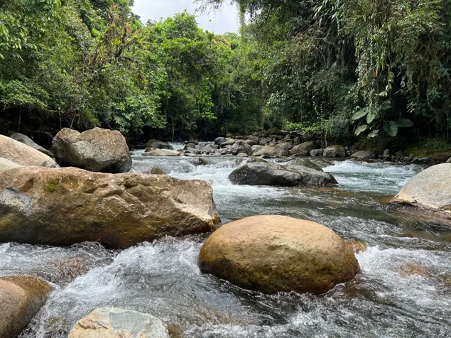SE VENDE TERRENO LISTO PARA CONSTRUIR CON ACCESO AL RIO PEÑAS BLANCAS in El General, Pérez Zeledón, San José — $181,000 - Photo 3 of 13