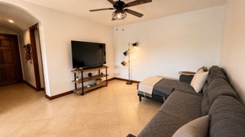 Apartamento en Venta en Escazú, La Alhambra – ¡Ubicación Inmejorable! en Escazú, San José — $260,000 - Foto 4 de 22
