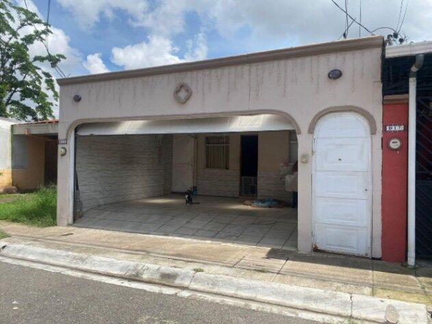 Venta de Casa en La Unión, Cartago. RAH 25-1688 en Tres Ríos, La Unión, Cartago — ₡ 63 000 000
