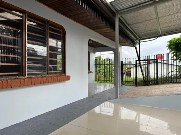 Venta de Confortable Casa en Atenas / Mls. 26-694 OFC JB in Atenas, Alajuela — $99,500