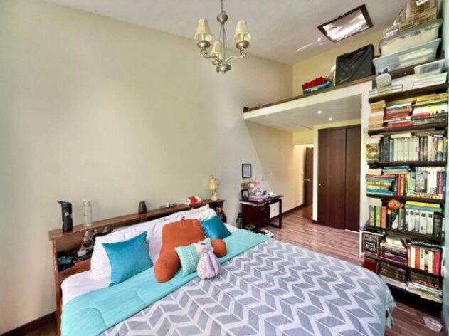 VENDO 2 CASAS INDEPENDIENTES EN SAN ANTONIO DE ESCAZÚ. in San Antonio, Escazú, San José — ₡ 165 000 000