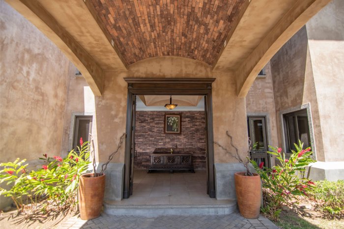 VENTA DE CASA AMUEBLADA, ALAJUELA, LA GUÁCIMA, HACIENDA LOS REYES en Alajuela — $1,150,000