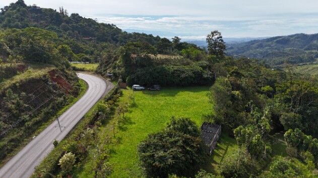 VENTA DE FINCA CON VISTAS 360 AL MAR Y MONTAÑA ALTO SAN JUAN in San Isidro De El General, Pérez Zeledón, San José — $350,000
