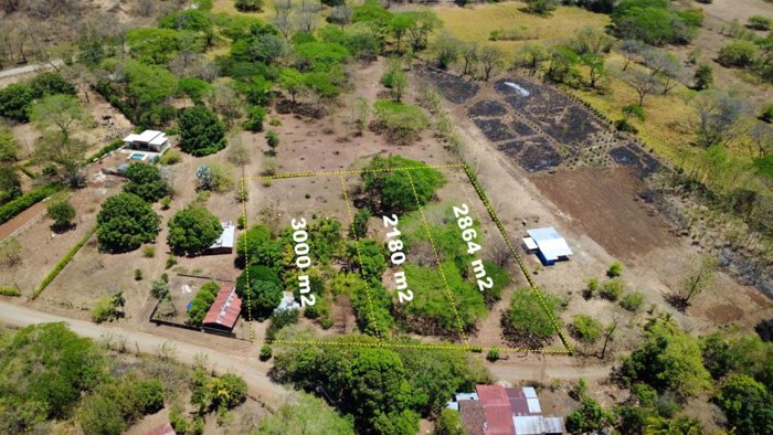 Venta de lotes con Agua y Luz en Sardinal, Carrillo, Guanacaste en Sardinal, Carrillo, Guanacaste — $109,000