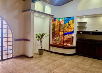 Alquiler o venta de casa de uso mixto en San Rafael de Escazú in San Rafael, Escazú, San José — $4,500 - Photo 4 of 13