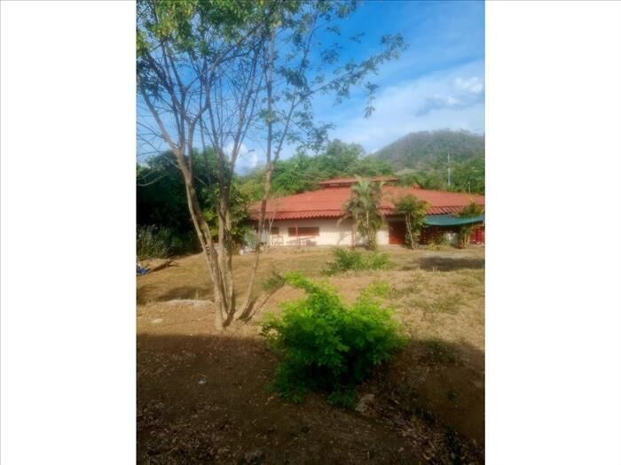 VENTA DE CABINAS, SALON, PUNTARENAS, LEPANTO, JICARAL en Lepanto, Puntarenas — $600,000