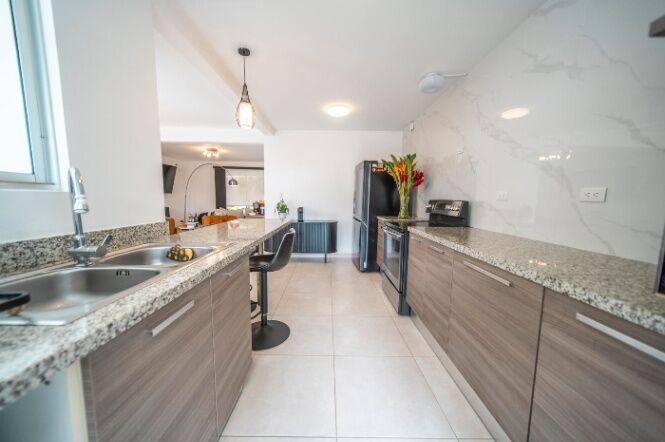 Venta de Casa en Colón-Mora, San José. RAH 26-49 in Colón, Mora, San José — $212,000