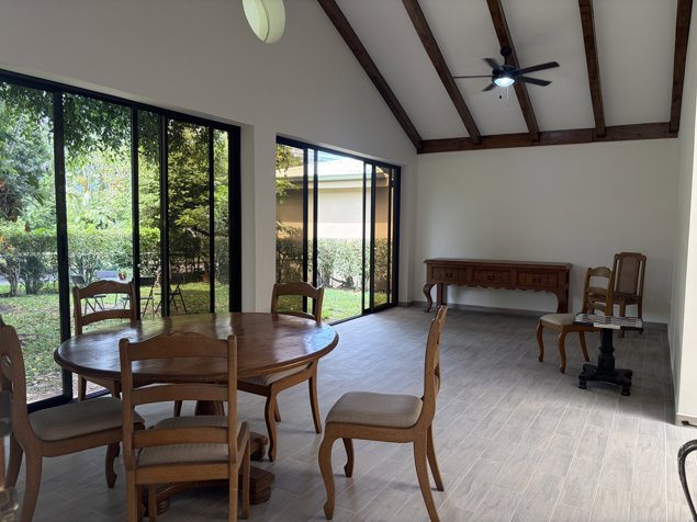 Venta Casa Villa Verde Pozos de Santa Ana en Pozos, Santa Ana, San José — $357,775 - Foto 2 de 15