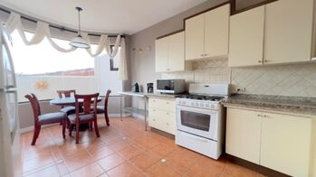 CASA EN VENTA EN SAN ANTONIO ESCAZÙ en San Antonio, Escazú, San José — $280,000 - Foto 4 de 13