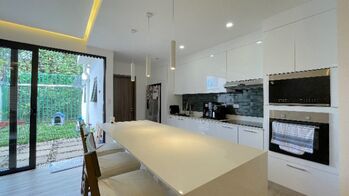 CASA EN VENTA SAN ANTONIO DE ESCAZU en San Antonio, Escazú, San José — $350,000 - Foto 4 de 45