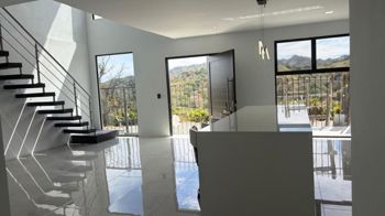 Vendedor motivado – Precio para mudarse inmediatamente en Atenas, Alajuela — $398,000 - Foto 4 de 32