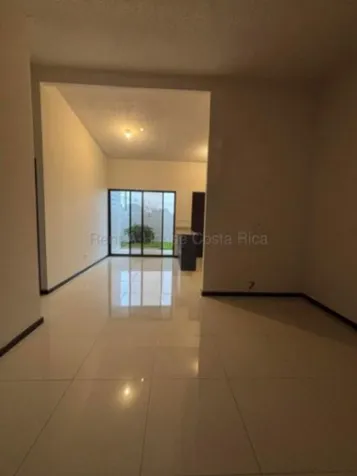 Alquiler de Casa en Ulloa-Heredia. RAH 26-2146 en Ulloa, Heredia — ₡ 550 000 - Foto 2 de 19