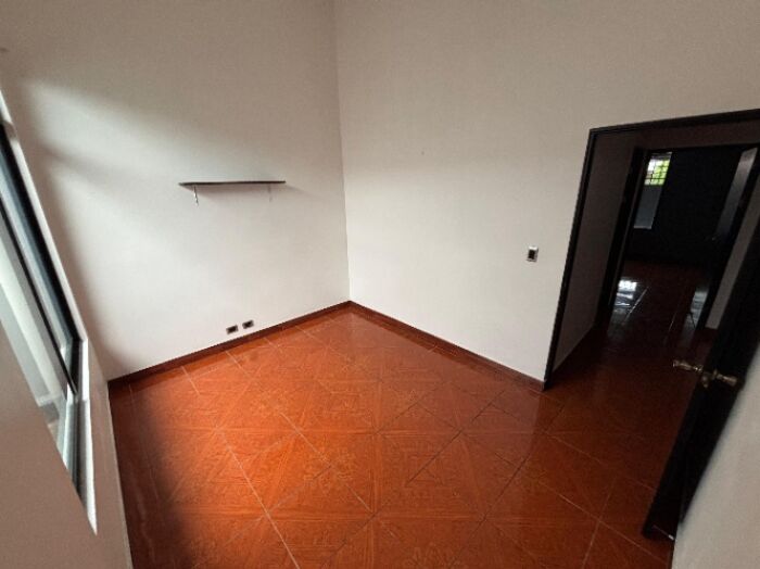 Casa San Pedro, Barva en San Pedro, Barva, Heredia — ₡ 87 000 000