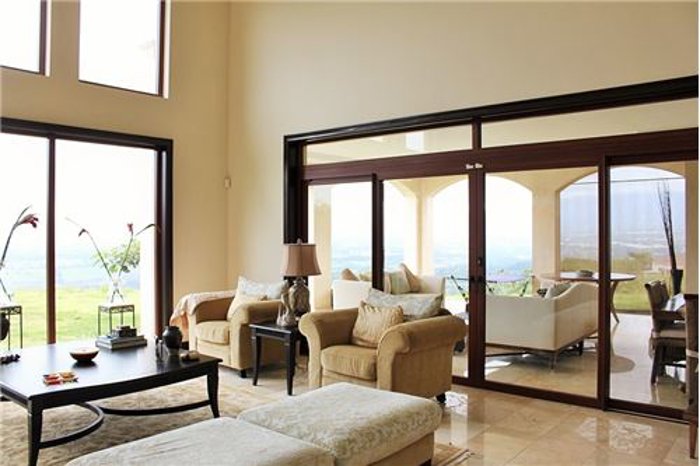 Opportunity!! Beautiful Mountain Home in Brasil, Santa Ana, San José — $1,000,000 - Photo 3 of 17