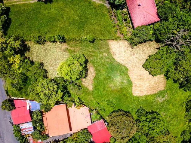 En Venta Terreno de 8216 m2 para Desarrollo en Pozos de Santa Ana in Pozos, Santa Ana, San José — $821,600