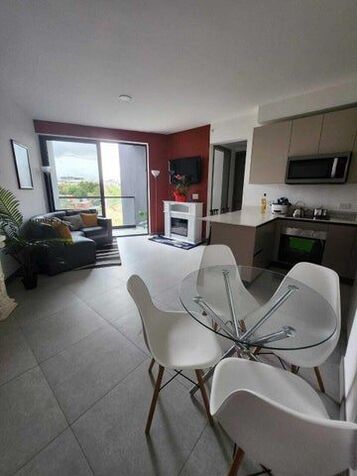 Alquiler de Apartamento en Merced, San José. RAH 26-1061 in Merced, San José — $1,600