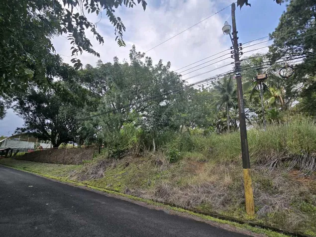 VENTA DE TERRENO EN RESIDENCIAL MONTISEL, LA GARITA DE ALAJUELA. en Garita, Alajuela — $180,000
