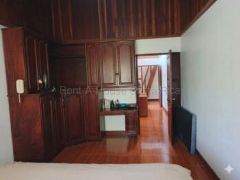 Venta de Casa en Santa Ana-Uruca. RAH 26-1971 in Uruca, Santa Ana, San José — 140 000 000 ₡ - Photo 5 of 10