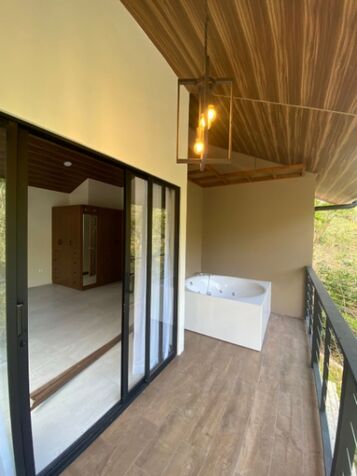 Alquiler de casa AMUEBLADA Nueva para ESTRENAR en San Ramón, Alajuela — ₡ 680 000