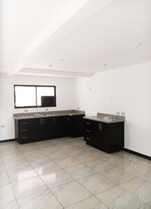CityMax Vende Casa en Quebradilla Cartago  in Quebradilla, Cartago — $170,000