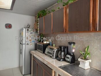 Venta de Casa en Tibás-Colima.  in Colima, Tibás, San José — 65 000 000 ₡ - Photo 5 of 6