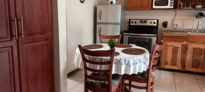 Habitación amuebla frente al Mall Oxígeno  en San Francisco, Heredia — ₡ 135 000
