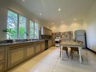 Spacious & Private Home in Ciudad Colón | Rent or Sale en Colón, Mora, San José — $3,500 - Foto 5 de 10