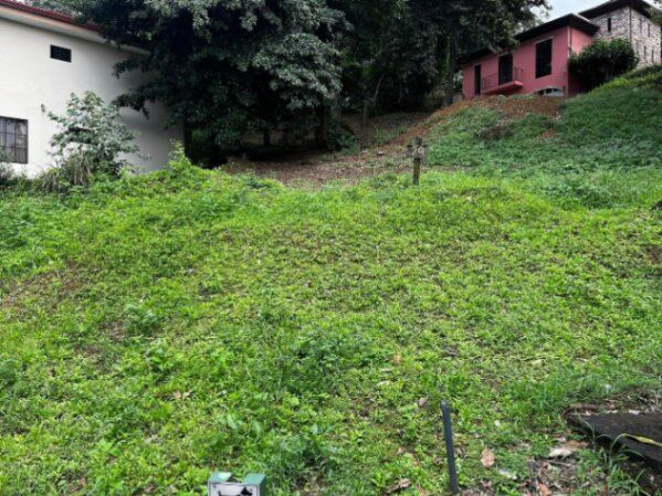 Se vende lote esquinero en Mora San José 26-1097 in Colón, Mora, San José — $106,500