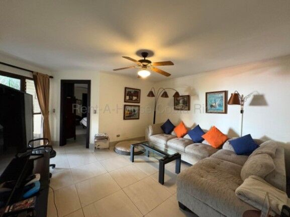 MLS-26-1494 VENTA HERMOSA CASA BELEN HEREDIA CONTACTENOS AL # 88987222 en San Antonio, Belén, Heredia — $485,000