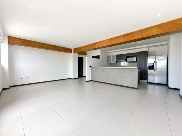 Apartment for sale with a bargain price and excellent location in Escazú, San José — $198,900