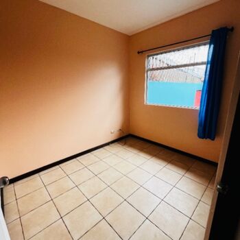 Alquiler de casa 3 habitaciones  en Aguacaliente, Cartago — 410 000 ₡ - Foto 4 de 12