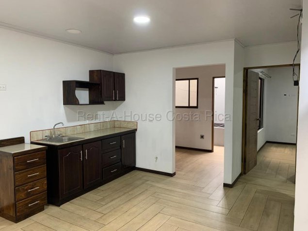 Alquiler de Apartamento en Tibás-Cinco Esquinas. RAH 27-571 in Cinco Esquinas, Tibás, San José — ₡ 375 000