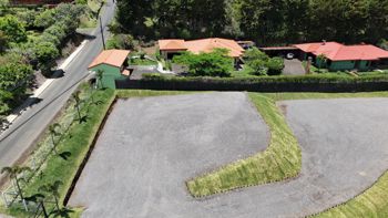 Terreno de 951m2 en San Josecito de San Isidro de Heredia