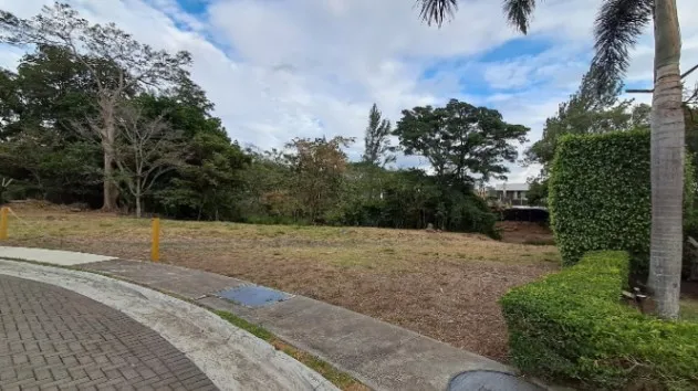 Venta de Lote en La Guácima, Alajuela. RAH 26-38 in Guácima, Alajuela — $180,000