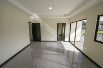 Casa para estrenar de 3 + Sala de TV Habitaciones en Tres Ríos en Tres Ríos, La Unión, Cartago — 164 000 000 ₡ - Foto 5 de 25
