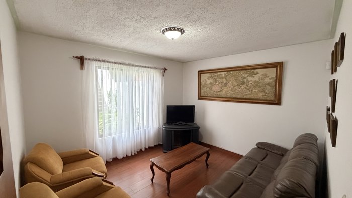 ¡Venta! Casa independiente | Sabanilla, Montes de Oca en Sabanilla, Montes De Oca, San José — ₡ 170 000 000 - Foto 3 de 18