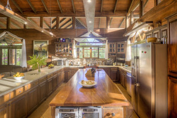 Venta Finca San Carlos, 142 Ha, 2 casas, piscina, caballerizas in La Fortuna, San Carlos, Alajuela — $3,500,000 - Photo 5 of 25