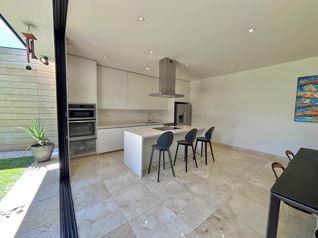 Venta de casa una planta en condominio en Lindora Santa Ana en Pozos, Santa Ana, San José — $545,000 - Foto 4 de 36
