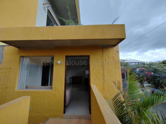 Alquiler apartamento amueblado moderno 2 balcones opción 2 hab 26-1828 GS in Granadilla, Curridabat, San José — $860