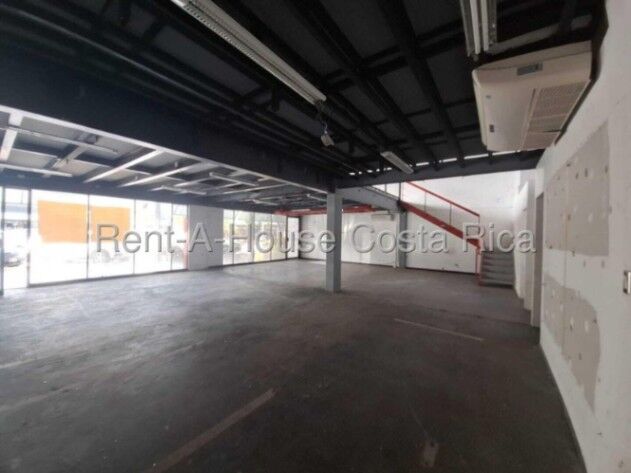 Alquiler de Local Comercial en Plaza Rubí-San Francisco de Heredia. RAH 26-1405 in San Francisco, Heredia — $3,240