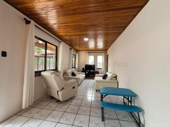 Venta de Acogedora Casa en Barva, Heredia / Mls. 26-1973 OFC JB en San Pedro, Barva, Heredia — $290,000 - Foto 4 de 10