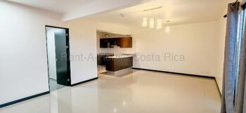 VENTA DE APARTAMENTO EN TORRES DE GRANADILLA.  in Granadilla, Curridabat, San José — 78 000 000 ₡ - Photo 4 of 10