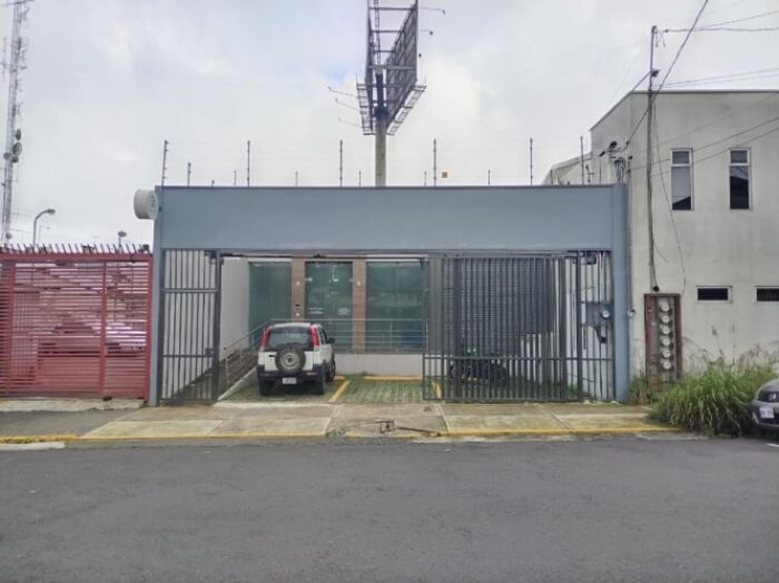 ALQUILER DE CONSULTORIOS, SAN JOSE, LA URUCA in Uruca, San José — $450