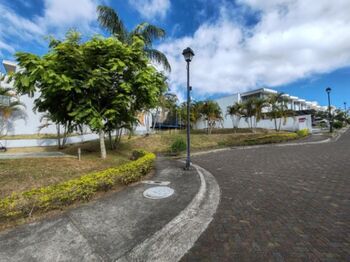 Venta de Lote en Montes de Oca, San José. RAH 25-1510 in San Rafael, Montes De Oca, San José — $110,000 - Photo 5 of 10