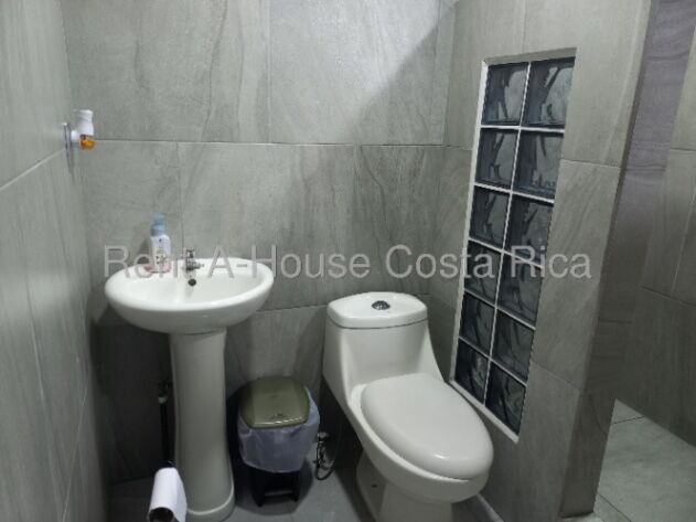 Venta Casa Guadalupe 26-1417 en Mata de Plátano, Goicoechea, San José — ₡ 85 000 000