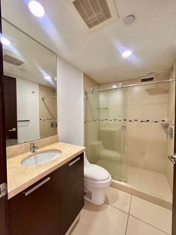 Venta o alquiler de Apartamento en Geroma Pavas Rohrmoser in Pavas, San José — $190,000 - Photo 3 of 19