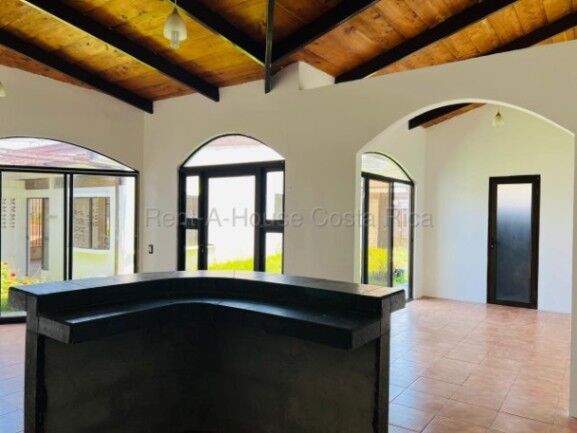 MLS-26-1707 LS VENTA CASA SAN ISIDRO SAN JOSE in San Isidro, Vázquez de Coronado, San José — ₡ 125 000 000