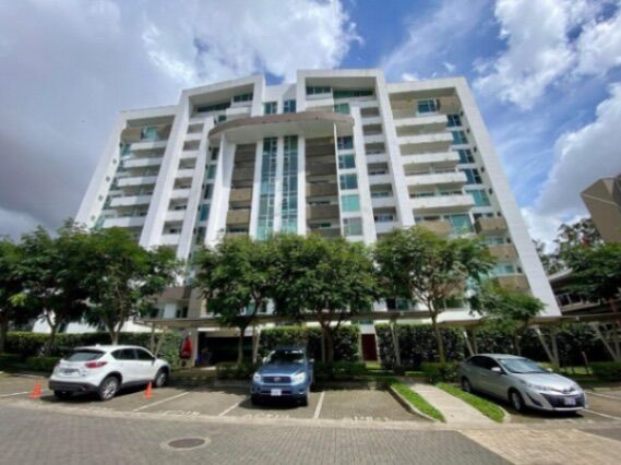 Venta de Apartamento de 1 habitación en Torres de Heredia en Heredia — $130,000