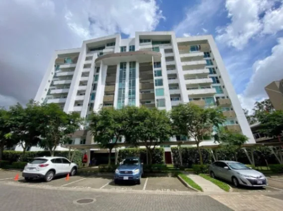 Venta de Apartamento de 1 habitación en Torres de Heredia en Heredia — $130,000
